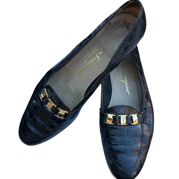 Vintage Salvatore Ferragamo Brown Women's Croc Loafers Size 8-1/2 - Picture 1 of 7
